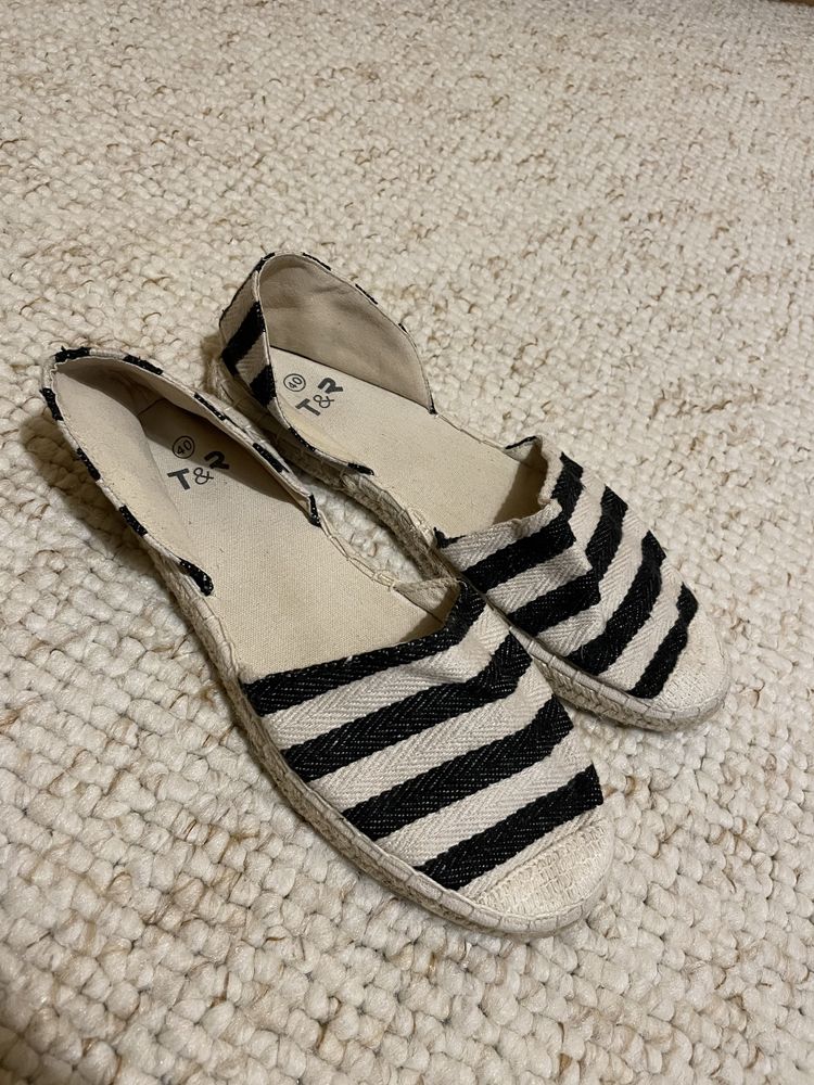 Espadryle baleriny Tom&Rose 40 biało-czarne paski