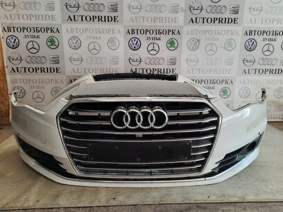 Бампер решітка Audi A6C7 бампер решетка Ауди А6С7