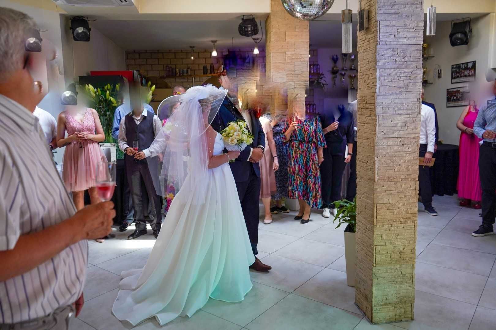 Asymetryczna Suknia Ślubna , gorsetowa, roz. 36-42