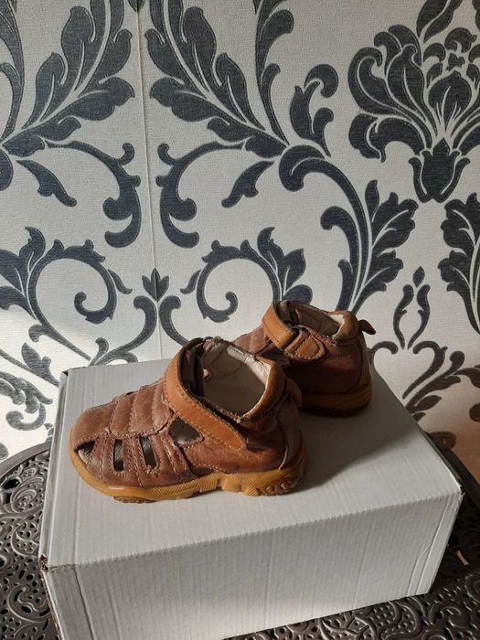 Сандалі дитячі розмір 20