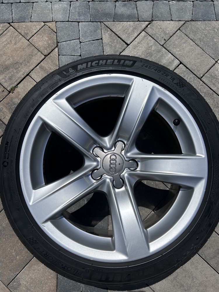Felgi 18 Audi a3 a4 a5 a6 5x112 8.5j et29
