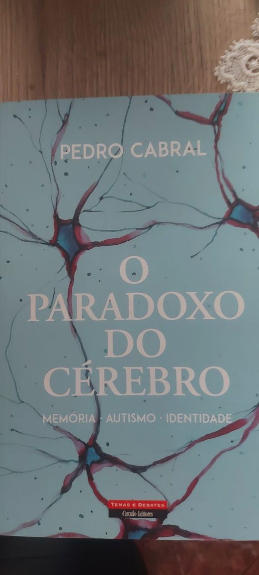 O paradoxo do cérebro