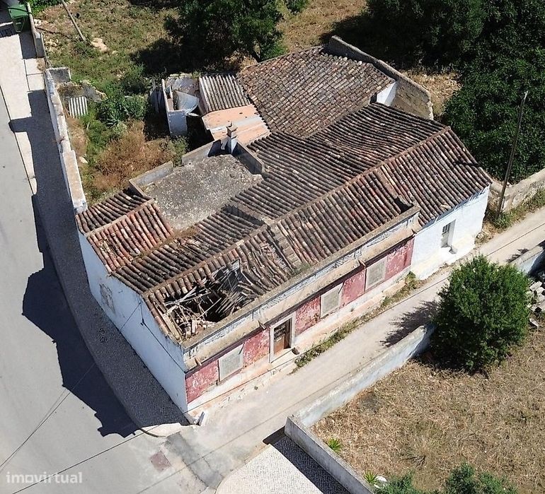 Moradia T11 para venda