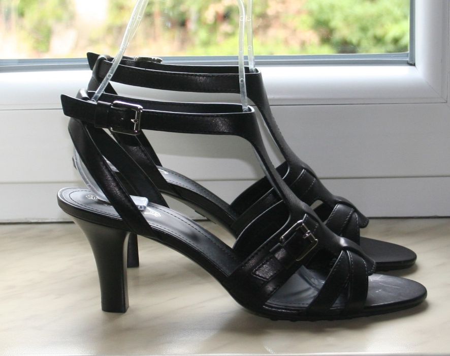 Sandały damskie włoskiej marki Tod`s, rozmiar 39