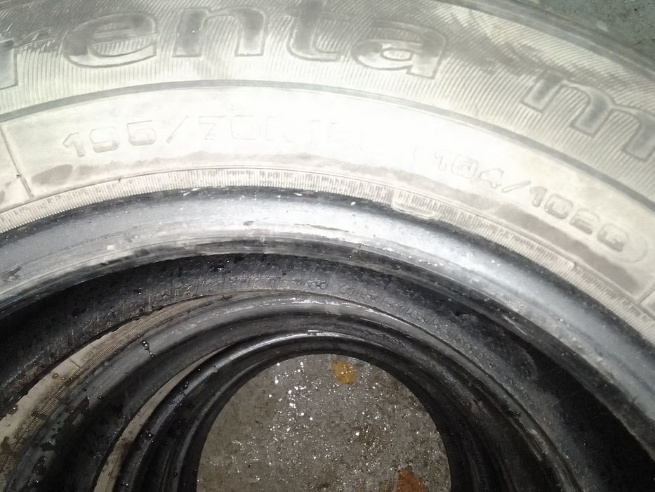 4 Opony wielosezonowe 195/70r15C SAVA 6.5mm