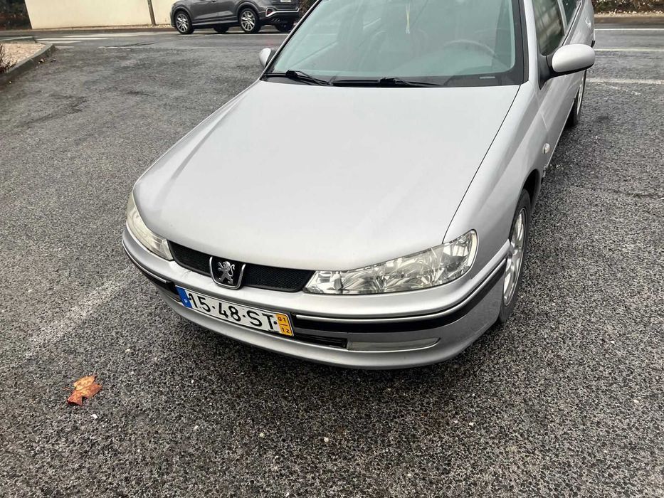 Vendo Peugeot 2.0 HDi de 2001 com 205000 KLM.