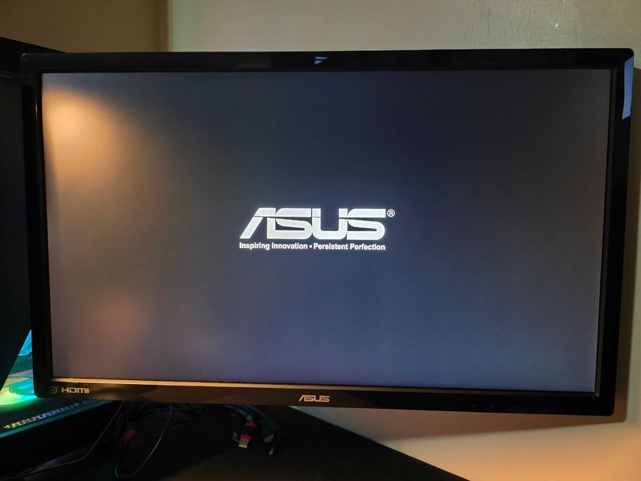 Computador Dell OptiPlex 7050 + Monitor Asus + Teclado/Rato