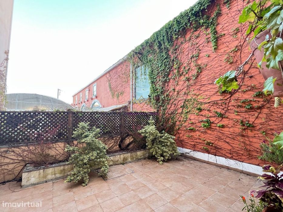 T2, Novo em Massamá