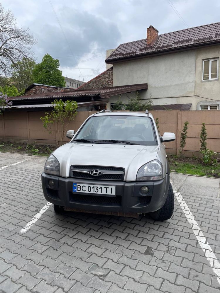 Hyundai Tucson 2008 механіка