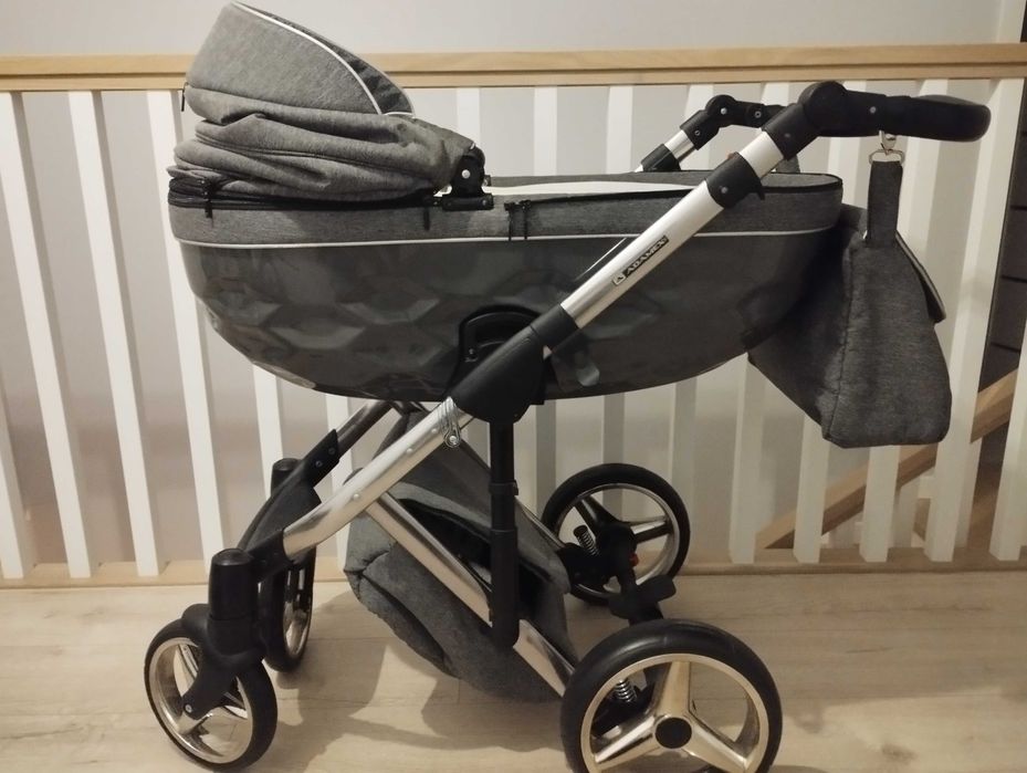 Wózek dziecięcy fotelik samochodowy