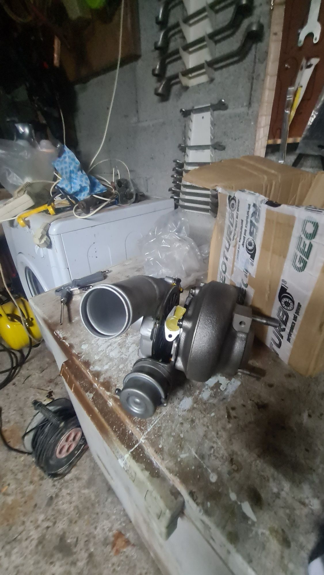 Turbo 2056V BMW 525