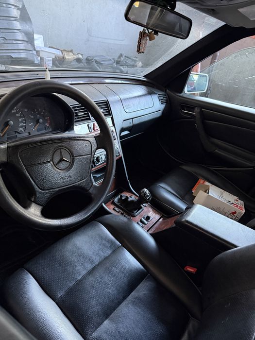 Vendo para desocupar e carros