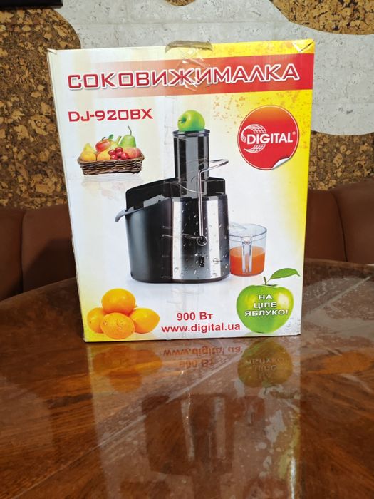 Соковыжималка бытовая