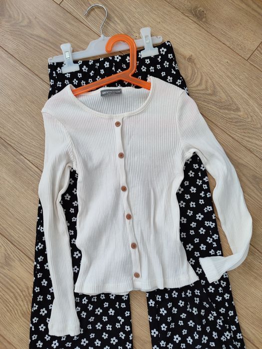 Spodnie i koszula dla dziewczynki 134/140 cm komplet