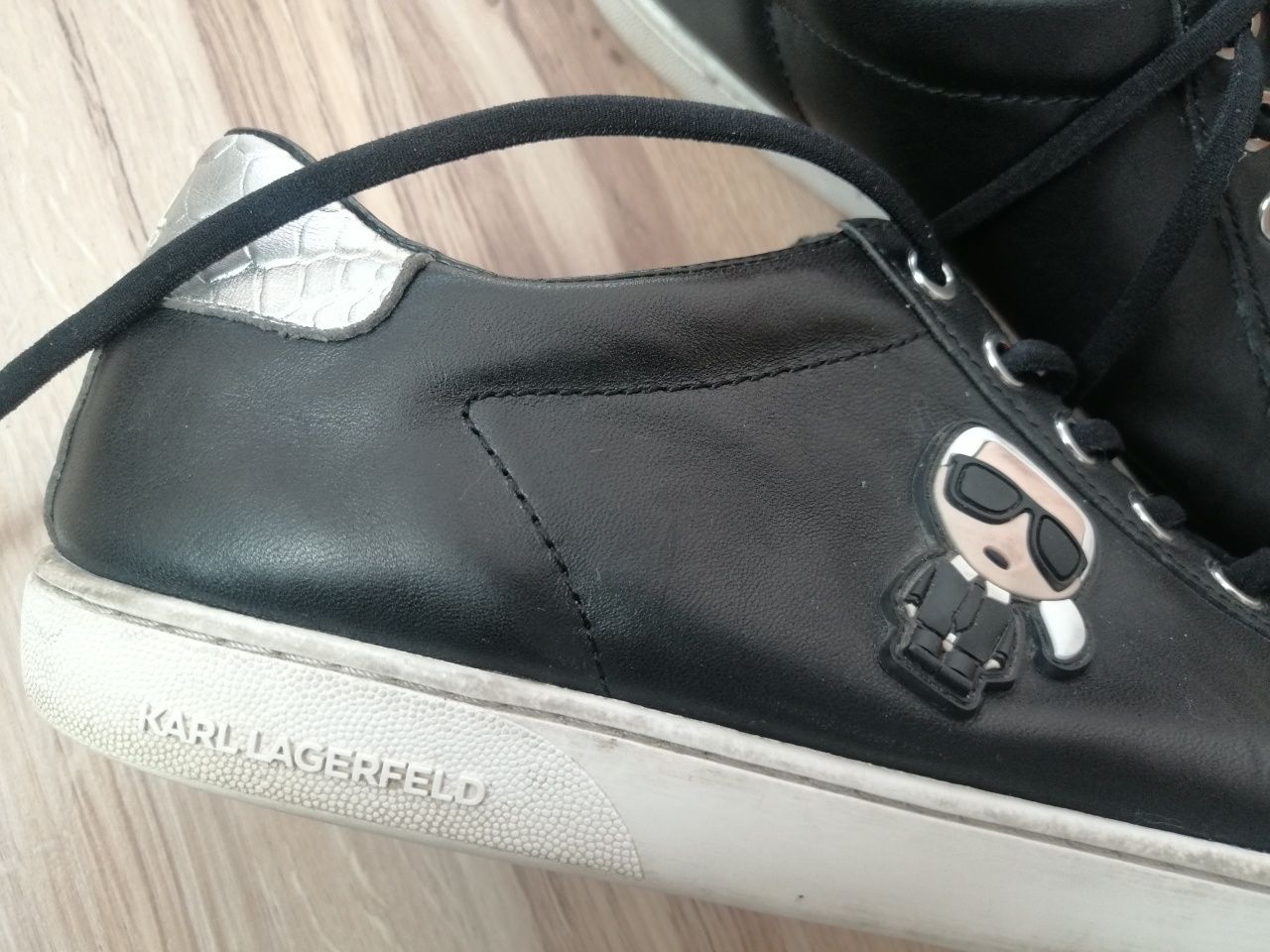 Czarne buty sportowe kupsole Karl Lagerfeld 40 czarne