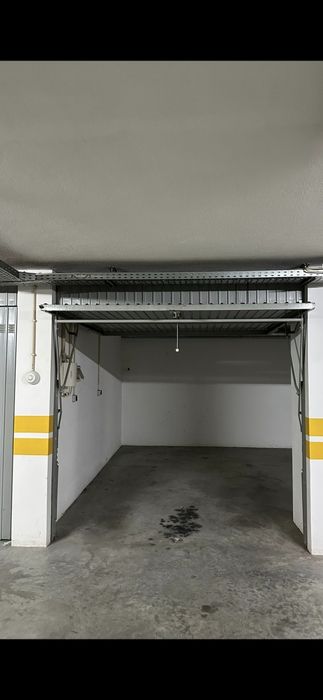 Garagem para alugar em vialonga