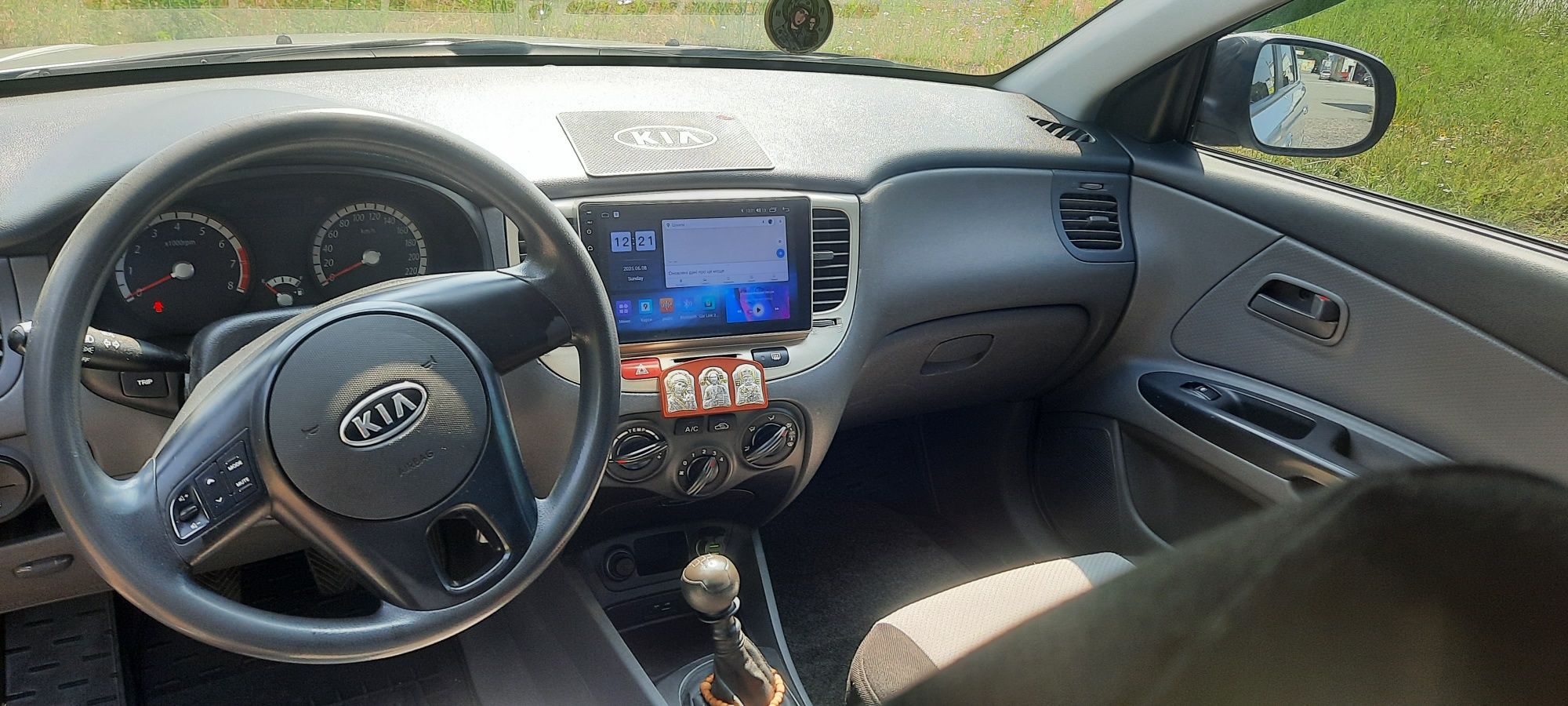Продаж авто Kia Rio