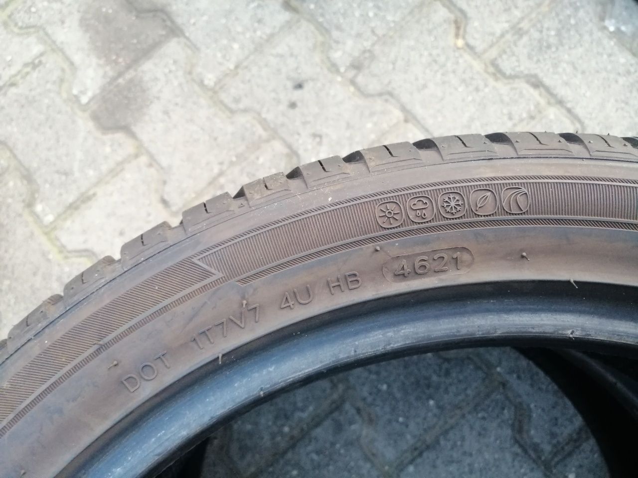 215/45ZR18 89Y Hankook Kinergy 4S2