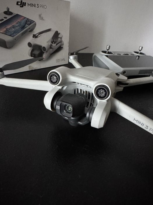 Dron DJI Mini 3 PRO + DJI RC