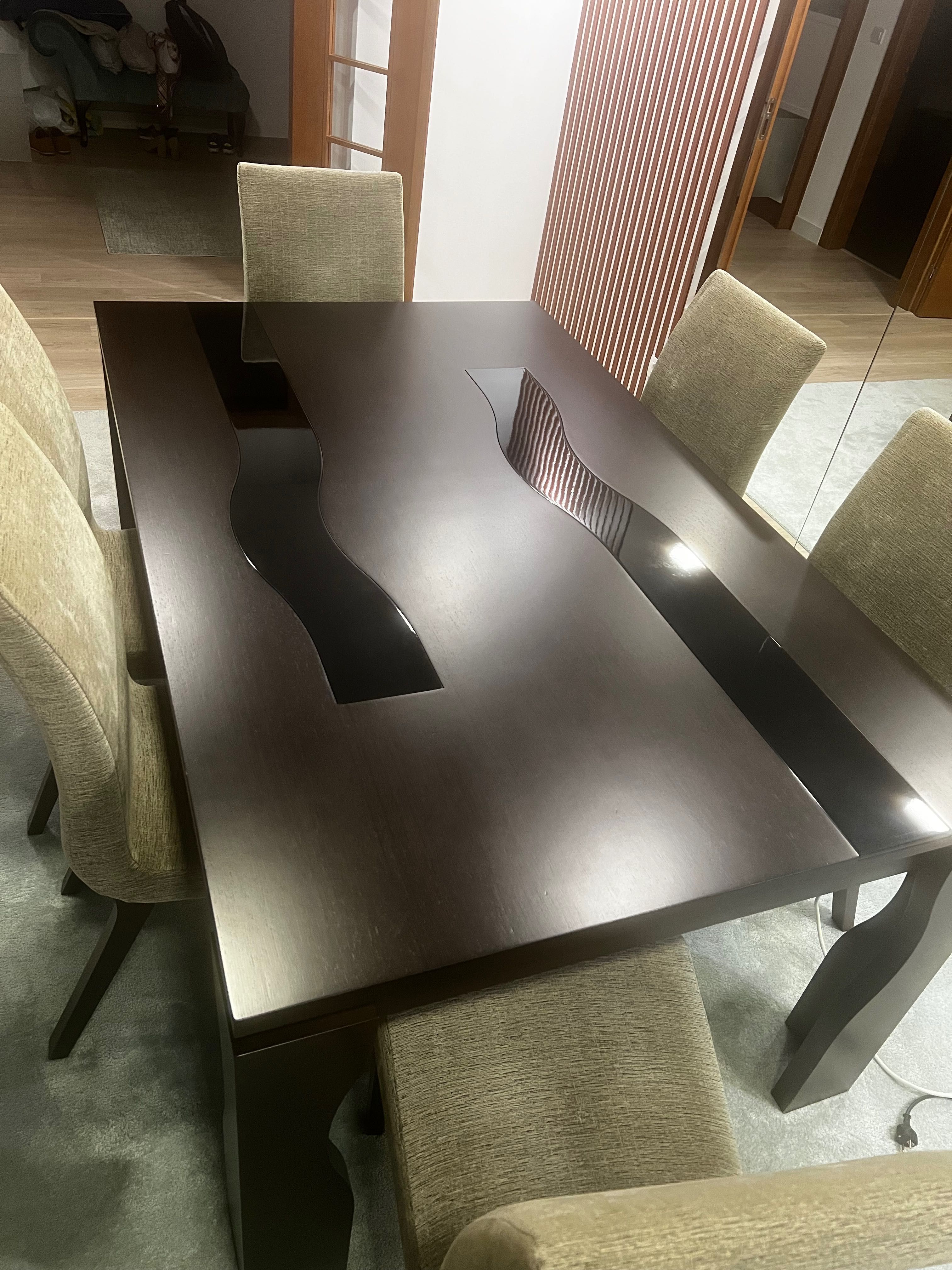 Mesa de jantar extensível