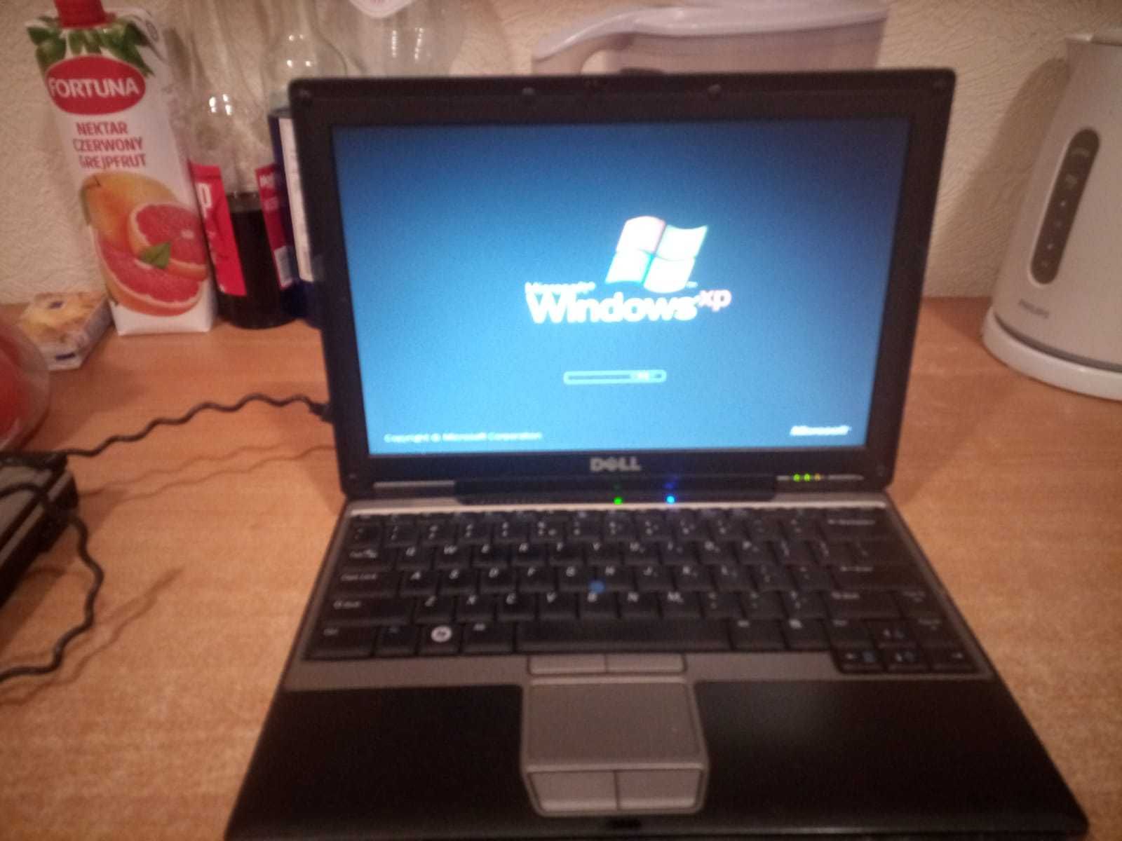 Dell LATITUDE D420 z oryginalnym zasilaczem