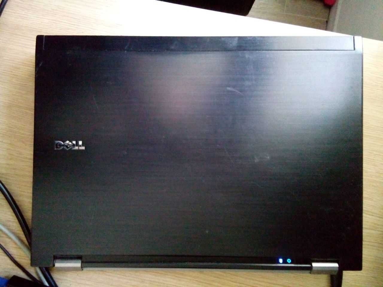 Dell Latitude E6400: 14.1"/P8400/2 GB/32 SSD