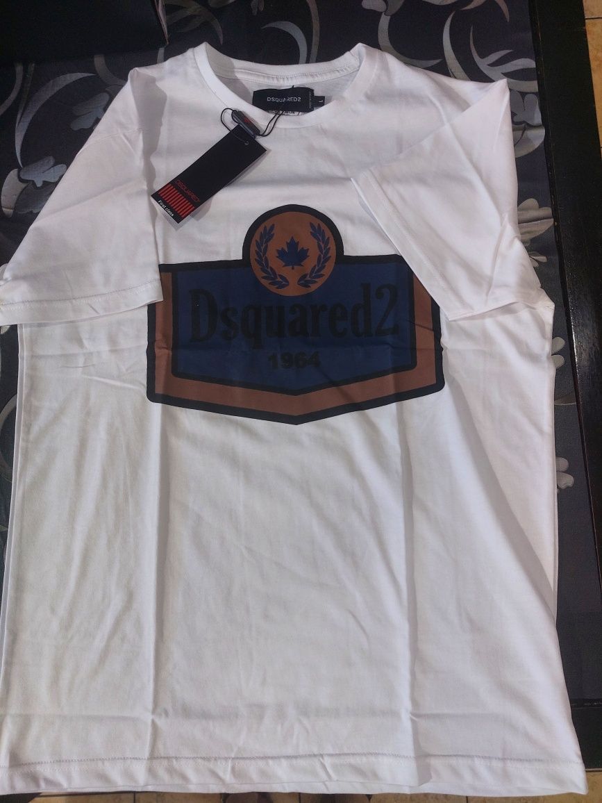 T' shirt  (DSQUARED2)