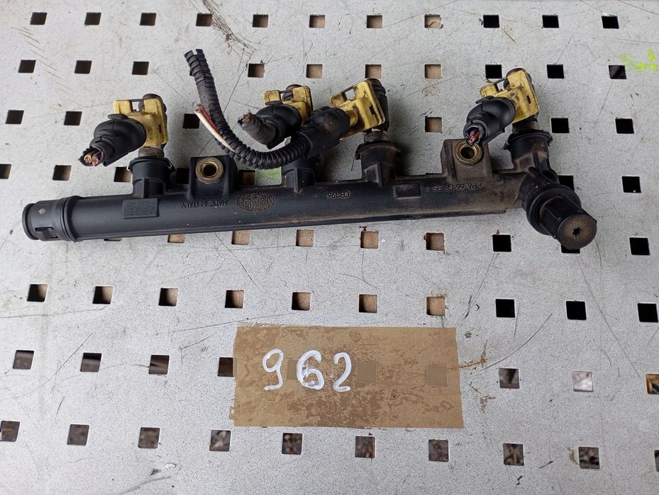 LISTWA WTRYSKOWA WTRYSKI FIAT PUNTO II 32190.183.01 1.2