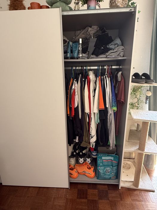 Armario guarda roupa