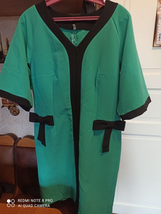 Продам нові плаття на 50-52 розмір