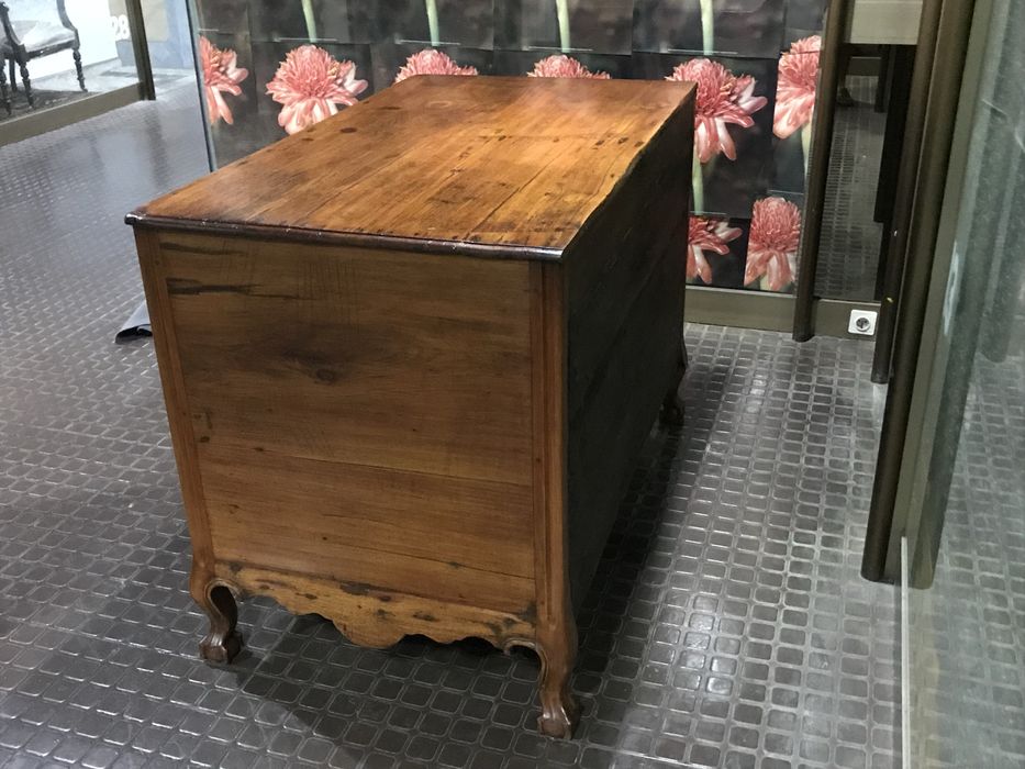 Cómoda paramenteira sec XVll- XVIII