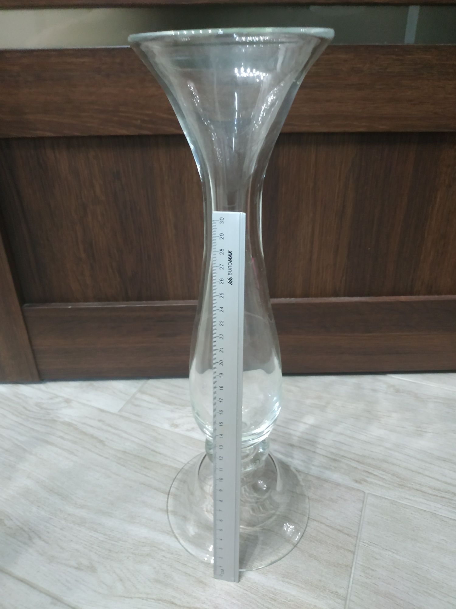 Большая стеклянная ваза-подсвечник