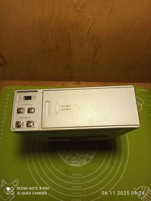 Радіотелевізор Broksonic