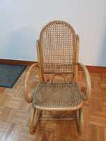 Cadeira de baloiço para criança tipo Rocking chair