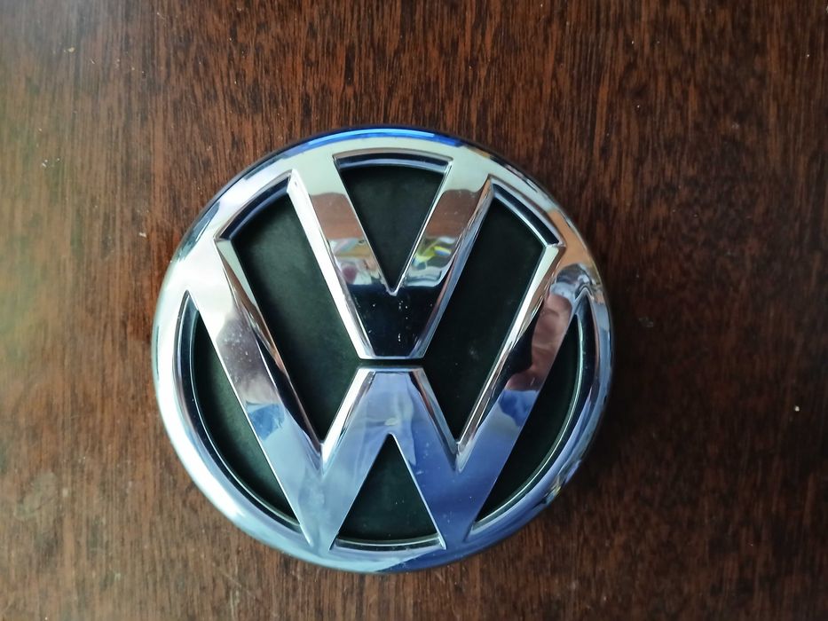 Значок емблема логотип на Volkswagen ,Passat B7,сша
