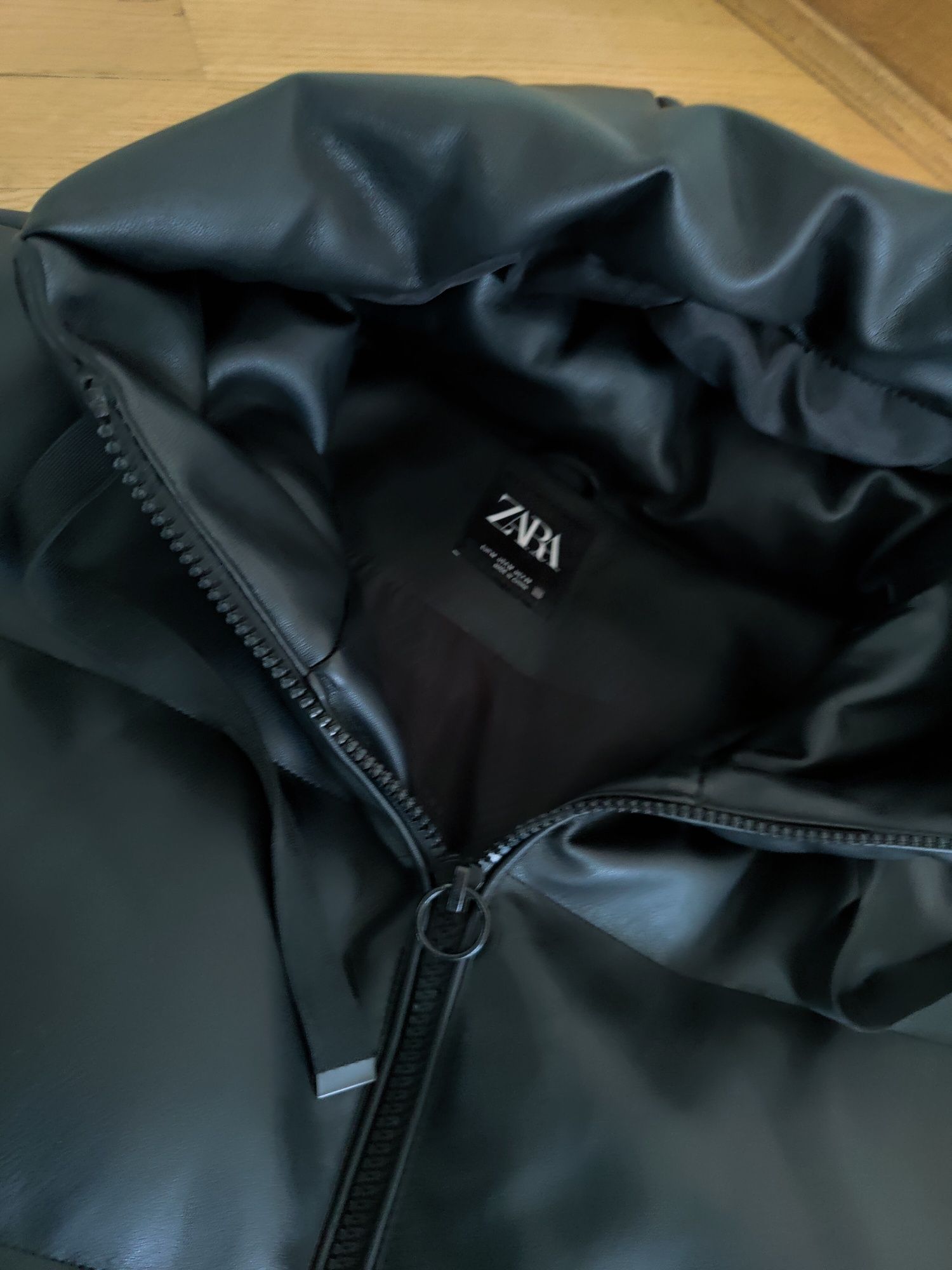 Куртка з еко шкіри Zara розмір М