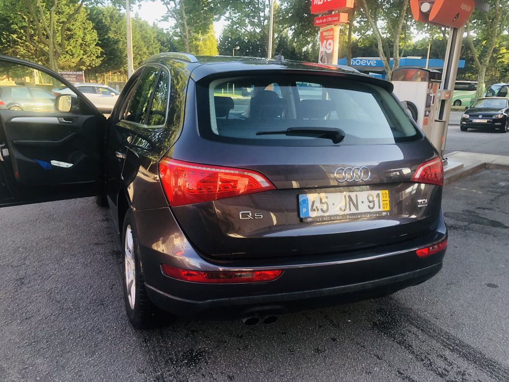 Audi Q5 2.0Tdi Quattro (aceito retoma)