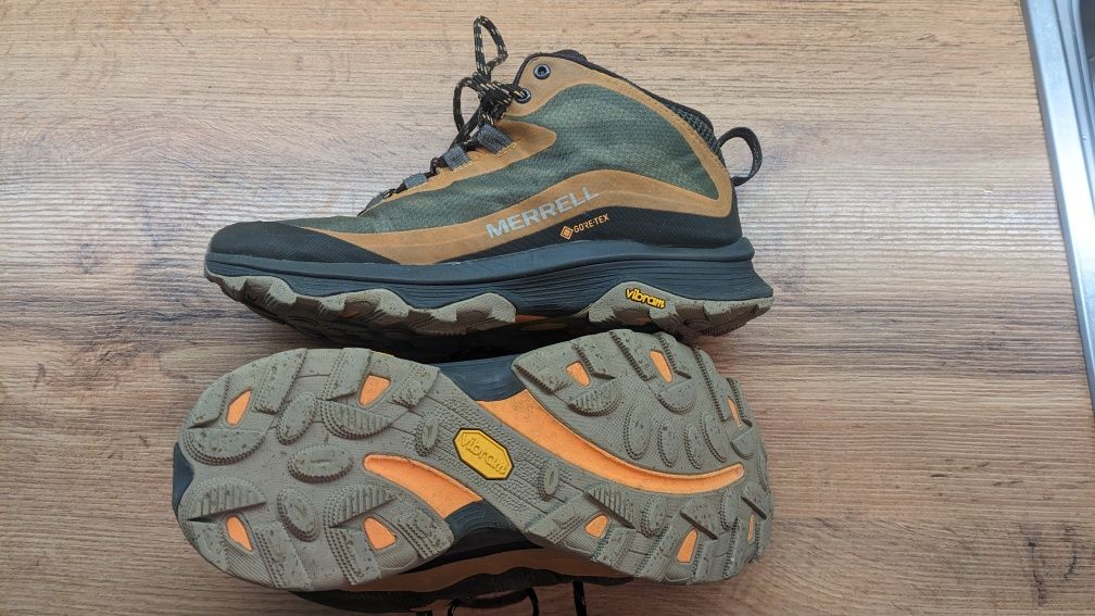 Туристичні черевики Merrell