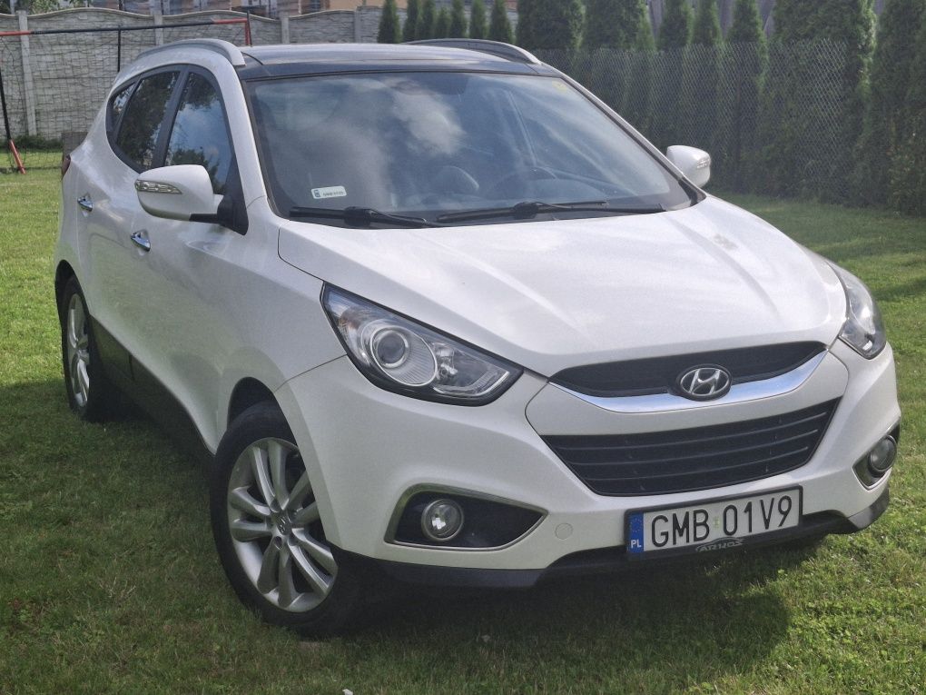 HYUNDAI ix35 2.0CRDI  Panorama 4X4