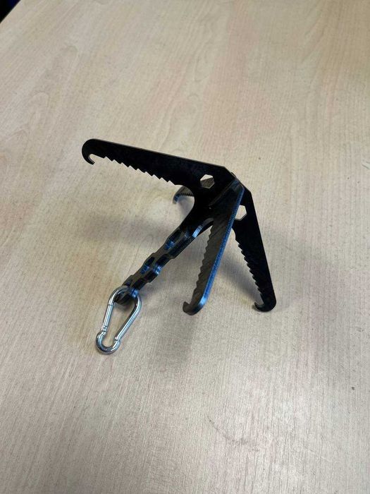 Обробка листового металу, фрезер, лазер, гибка, підготовка файлів.