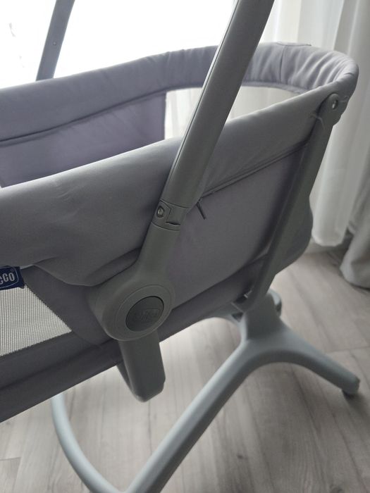 Chicco baby hug 4w1 z tacka do karmienia