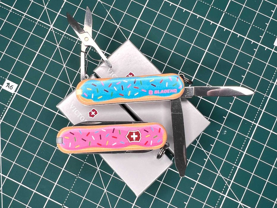 Мультітул Victorinox Classic SD Swiss Army Dessert Warrior Donut