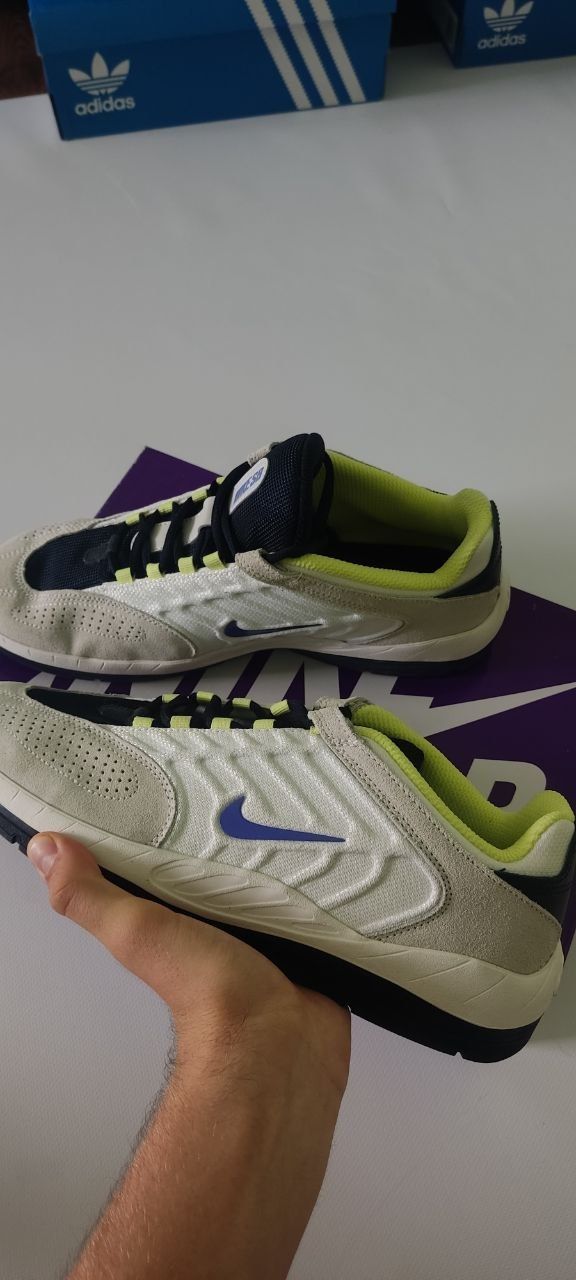 Оригінальні чоловічі кросівки найк Nike Vertebrae