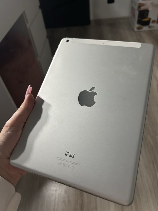 Sprzedam Ipad Air
