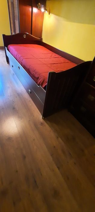 Cama de solteiro dupla de mogno lavável com colchões novos