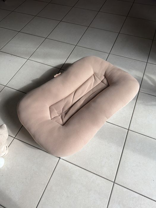 Kokon fizjoterapeutyczny Huggles Republic z pokrowcem Teddy