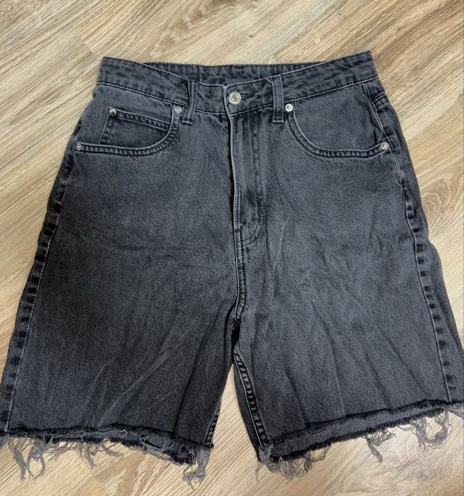 Джинсові шорти, жіночі