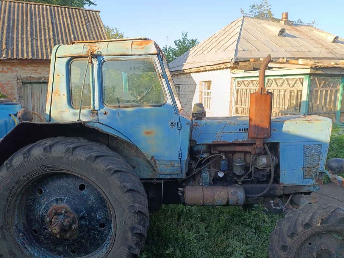 Трактор мтз 80 в хорошому стані