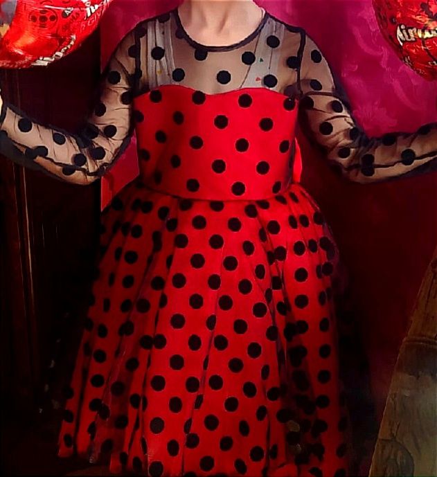 Продам сукню для дівчинки