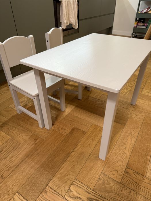 Ikea Sundvik stolik i 2 krzesełka